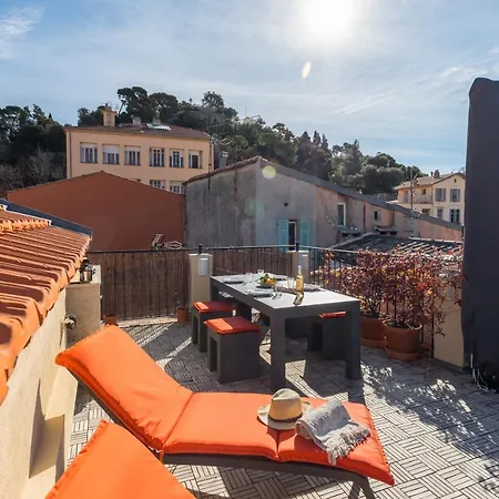 Le Château - The Beautiful Sight In Old Town, Private Terrace