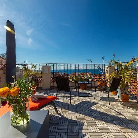 Appartement Le Château - The Beautiful Sight In Old Town, Private Terrace