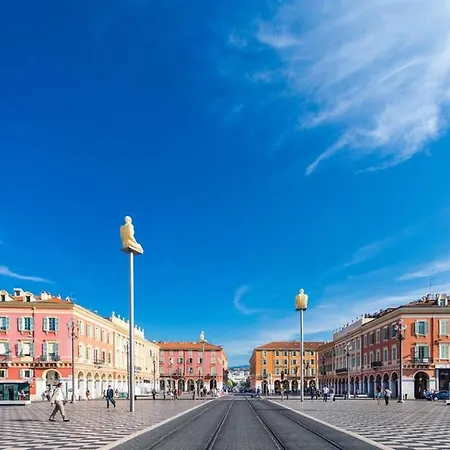 Le Chateau - The Beautiful Sight In Old Town, Private Terrace Apartman