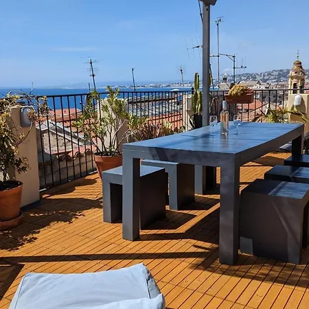 Le Château - The Beautiful Sight In Old Town, Private Terrace