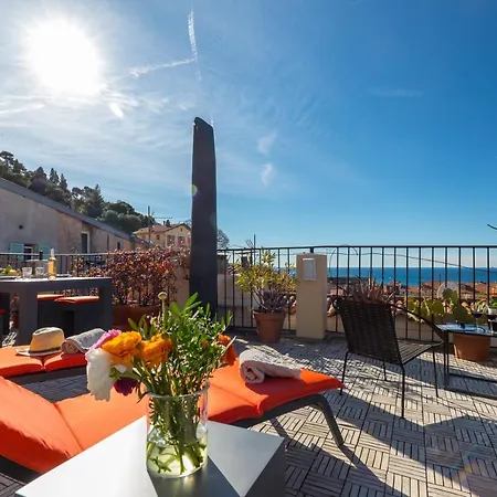 아파트 Le Chateau - The Beautiful Sight In Old Town, Private Terrace